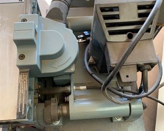 Delta 32-10 Plate Joiner w/ accessories	45x19x19	HxWxD
