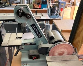 Delta 31-340 Belt/Disc Sander w/ Table	56x16x26in	HxWxD
