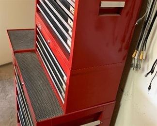 Craftsman 4-Piece Tool Chest	64x26x18in	HxWxD
