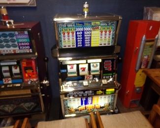 REAL Slot Machines that work!!!!!! Take one Home!