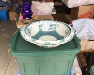 Wash bowl - no pitcher