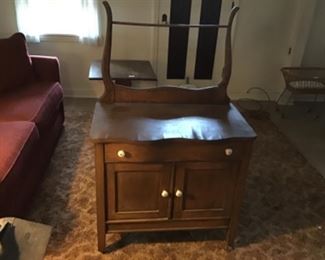 Oak Commode with drying rack in need of veneer repair