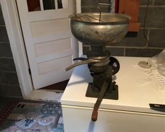 Old Crank Cream Separater