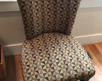 Set of 4 dining chairs