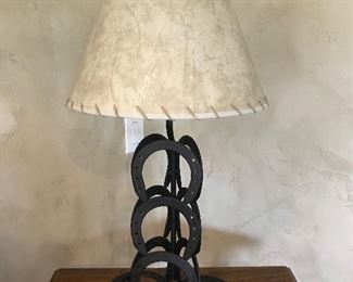 Horseshoe lamp 