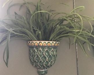 Wall planter 