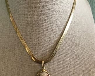 Gem stone necklace 