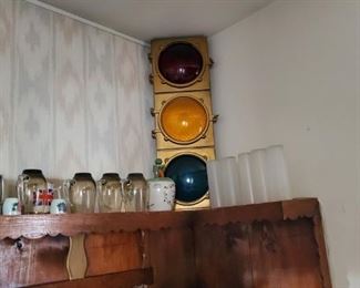 Do I Go?  Do I Stay? Do I slow Down?  Kinda reminds me of my social Life.  Or lack thereof