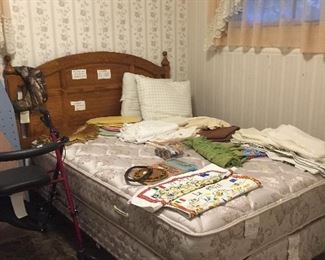 Great, clean full size bed