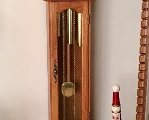 WORKING GRANDFATHER/GRANDMOTHER CLOCK.