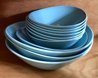 VERNONWARE/METLOX HEAVENLY DAYS PATTERN, NEW CONDITION.