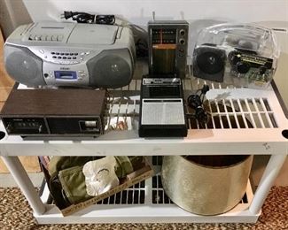 Vintage radio and electronics