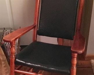 Excellent Leather & Wood Vintage Rocking  Rocker Chair