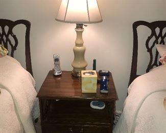  Pair twin beds Mahogany end  Table 