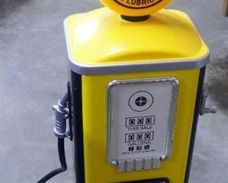 Collectible Miniature Pennzoil Gas Station Fuel Pump, 32" X 14" X 8"
