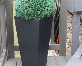 planters (two of these)