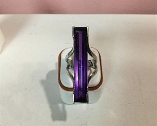 White gold and amethyst ring