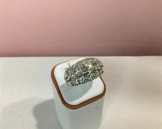 White gold diamond ring 