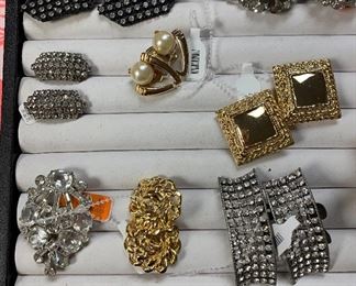 Lots of Vintage Shoe Clips
