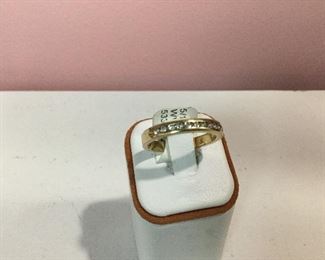 Yellow gold and diamond band