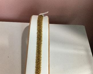 Yellow gold bracelet