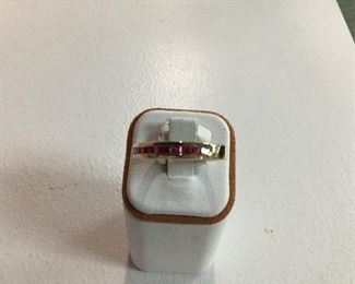 Yellow gold ruby band