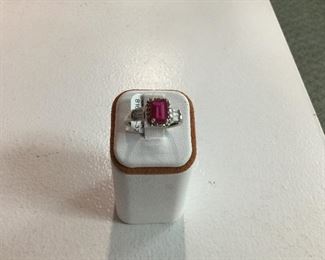 White gold, synthetic ruby and diamond ring