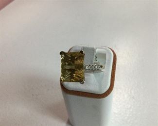 Yellow gold, citrine and diamond ring