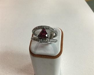 White gold, pink tourmaline and diamond ring