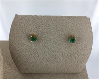 Yellow gold emerald earrings