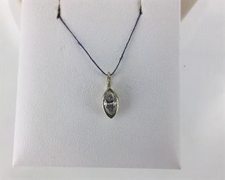 White gold diamond pendant