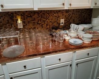 Plates*cups*glasses*