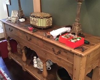 Country Pine servr