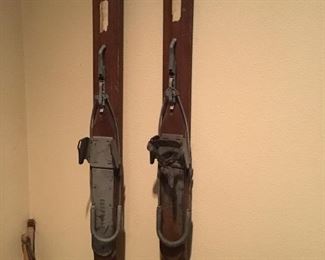 Antique wood skis