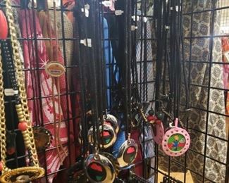 Vintage Accessories 75% off