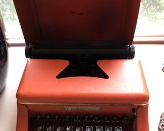Tom Thumb Typewriter