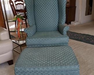Grn Chair