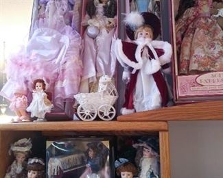 VINTAGE COLLECTABLE DOLLS