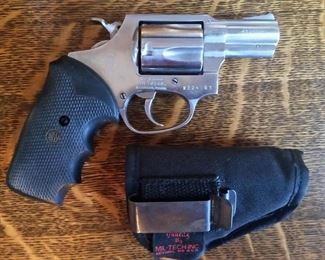 Rossi M885 stainless steel .38 special  5-shot revolver with 2" barrel