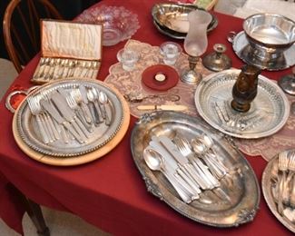 Silverplate / Silver Plate Flatware & Serving Pieces