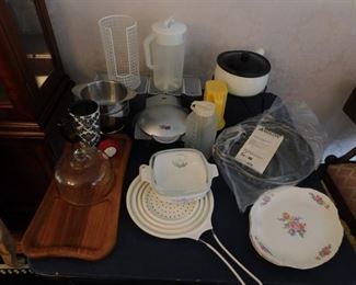 Kitchen Ware
Lot #: 18