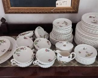 Spode Wicker Lane Dinnerware
Lot #: 31