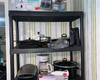 Kitchen Appliances! Elec. Skillet, Cuisinart, Grills, Crockpots, Grills, Coffeemakers and more