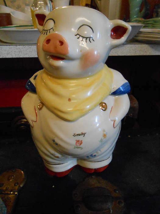 1930's  Smiley Shawnee Pig Cookie Jar with yellow scarf. Excellent condition!!