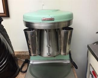 Vintage Multi-Malt Shake Mixer....