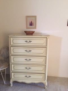 French Provincial Tall 5 Drawer Dresser