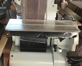 Belt sander