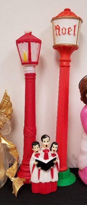 many other blow-molds