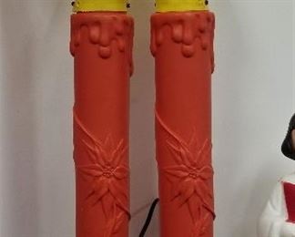 yep... more lighted blow-molds!