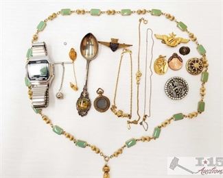 316: Costume Rings
This collection contains rings of different colors and shapes 
J13 5 of 5